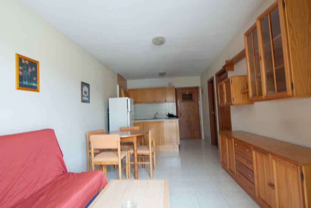Marblau Iris- Julio Y Agosto Solo Familias Apartment *